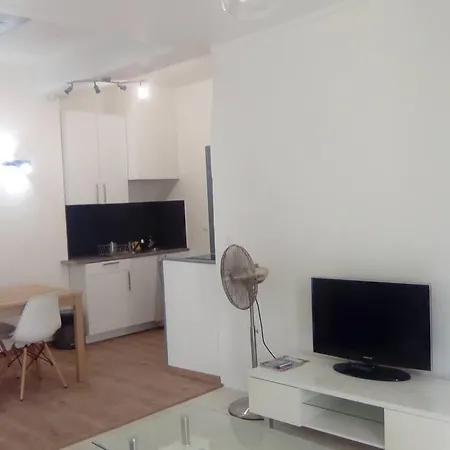 Old Center Last Stage * Nice